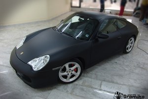 porshe_carrera_4_s_black_mat